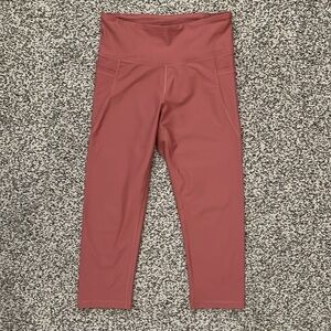 Old Navy Active | Elevate High Rise Crop Leggings